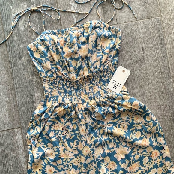 🔥🔥BILLABONG - WILD FLOWERS JUMPSUIT🔥🔥 - Picture 3 of 10